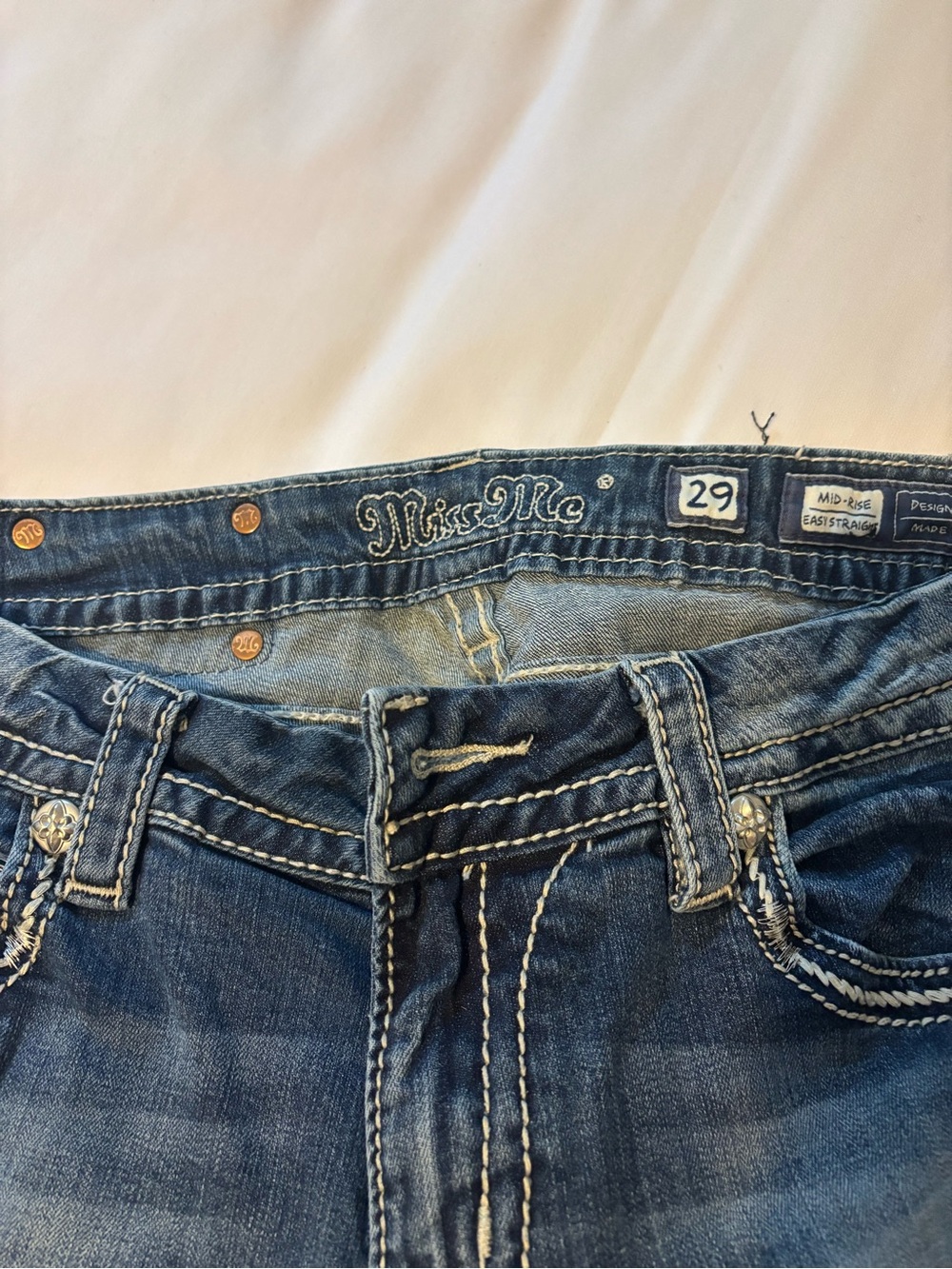 Miss Me Mid-Rise Easy Straight Blue Distressed Jeans with Contrast Stitching